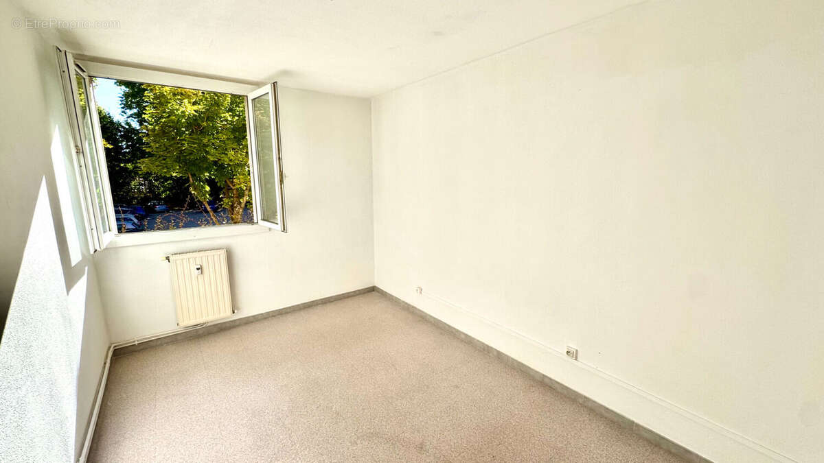 Appartement à SORGUES