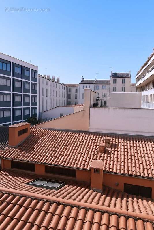 Cannes - Banane 3 pièces de 67m2 avec terrasse - photo 6