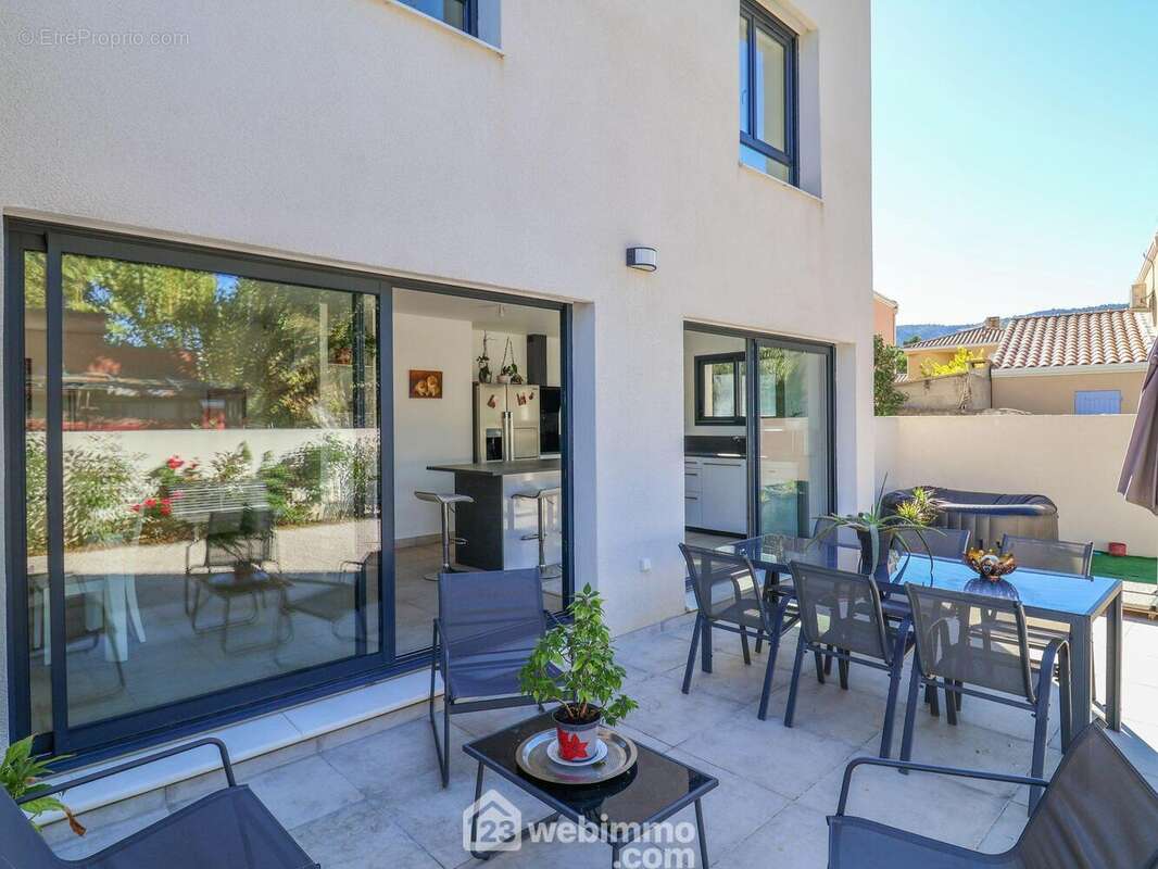 Maison à MARSEILLE-9E