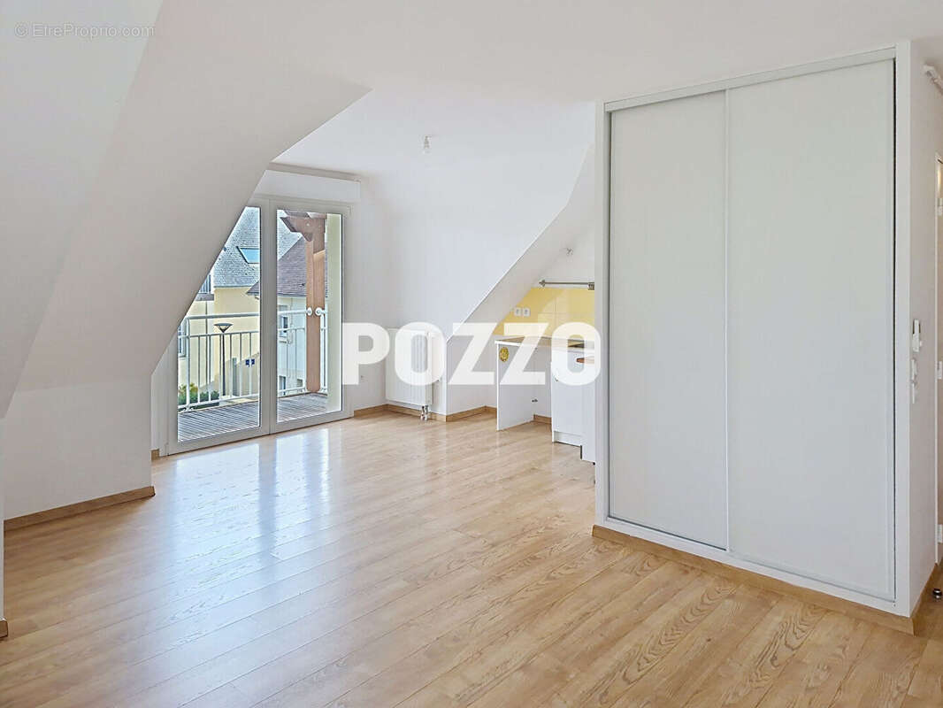 Appartement à FLEURY-SUR-ORNE