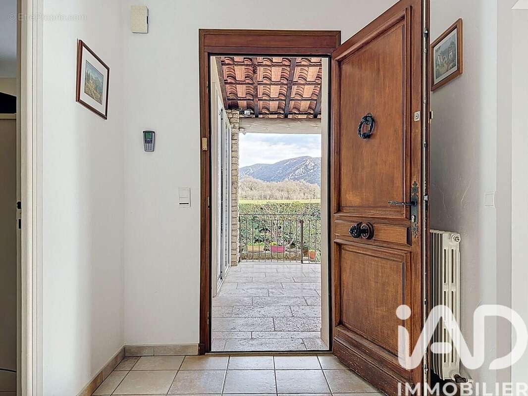 Photo 4 - Maison à ROBION