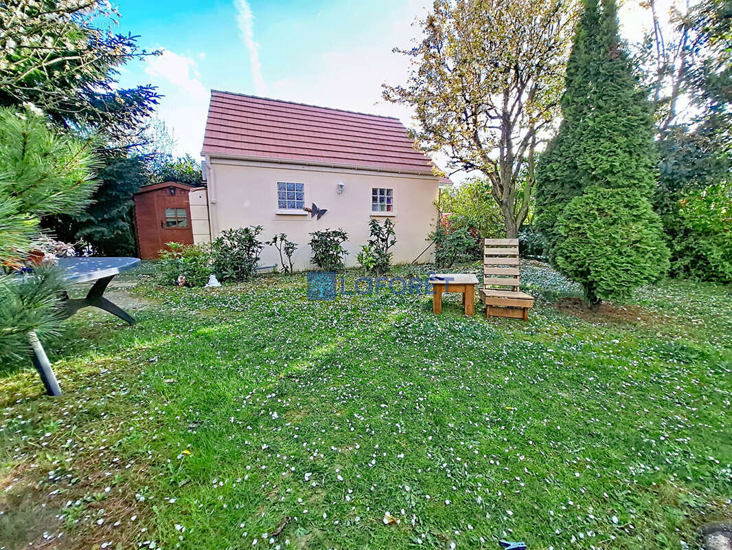 Maison à BAILLY-ROMAINVILLIERS