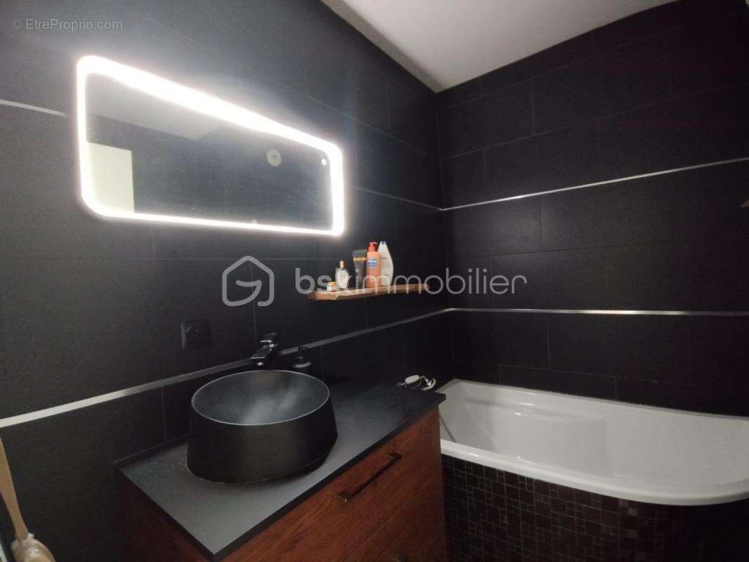 Appartement à PONTAULT-COMBAULT