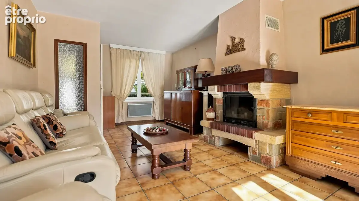 Maison 6 pièces 155 m² à vendre à Blanzat (63112) - photo 3