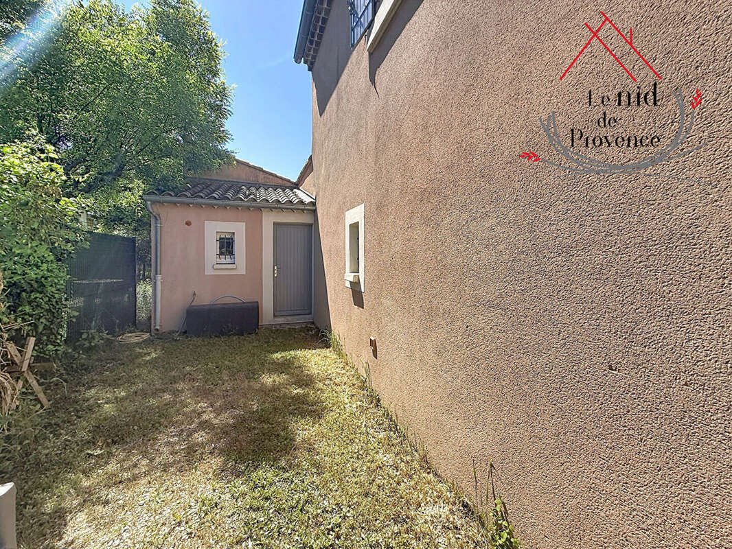 Villa dans le centre du village Pernes Les Fontaines  4 pièce(s) 100 m2 - photo 17