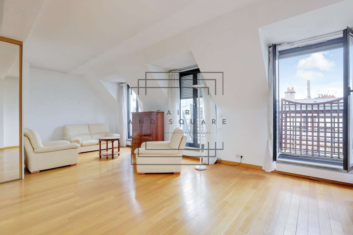 Appartement à NEUILLY-SUR-SEINE