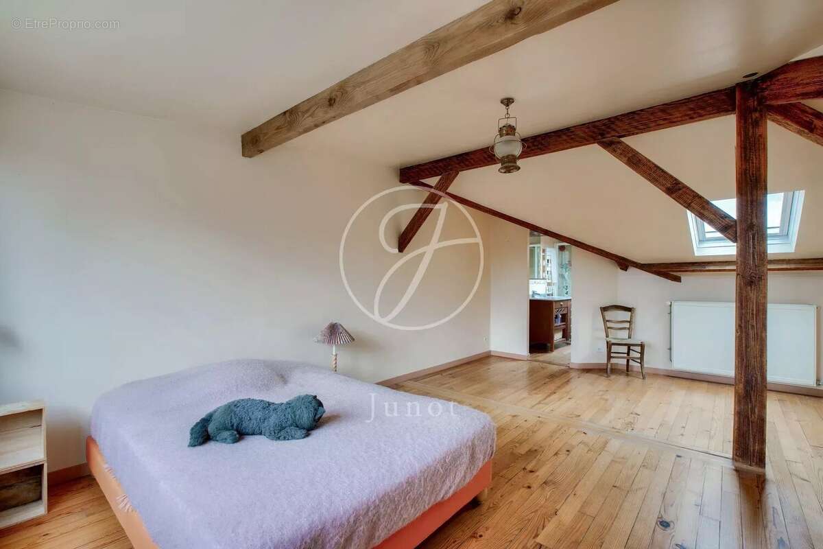 Maison à LE VESINET