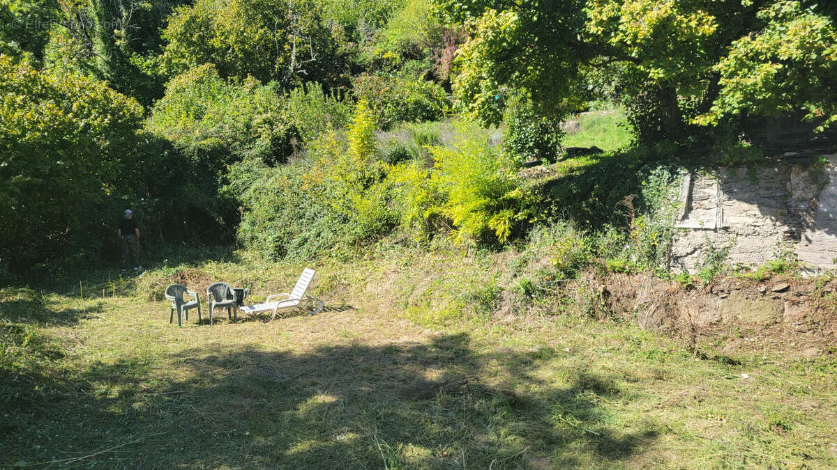 Maison à CAUDEBRONDE