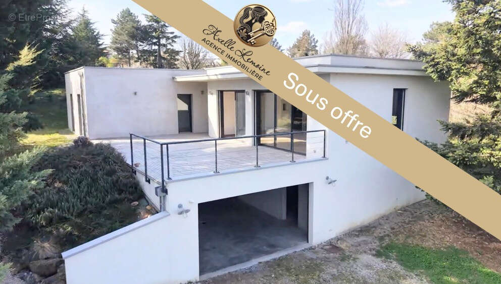 Maison à SAINT-GENIS-LAVAL