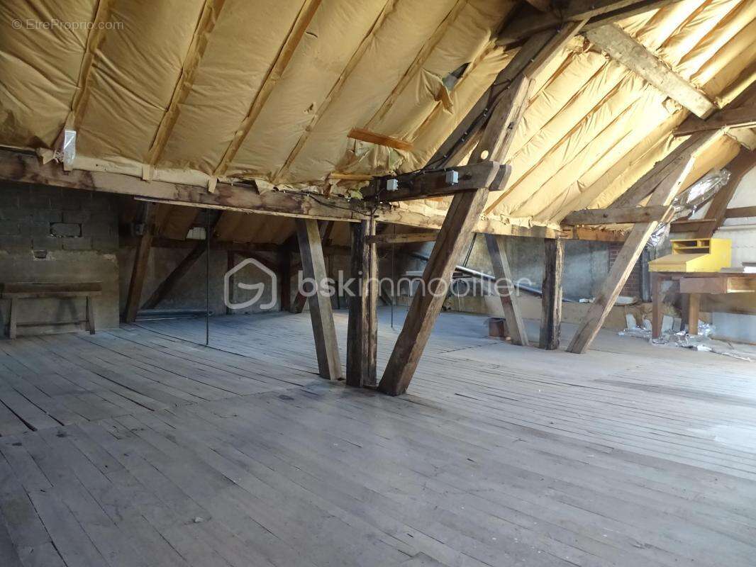 Appartement à COULLONS