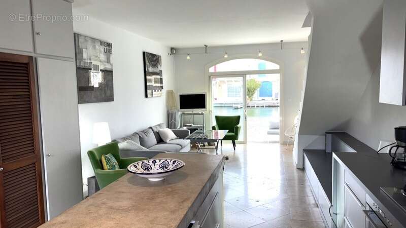 Maison 3 pièces à port grimaud (83) en vente interactive ! - photo 2