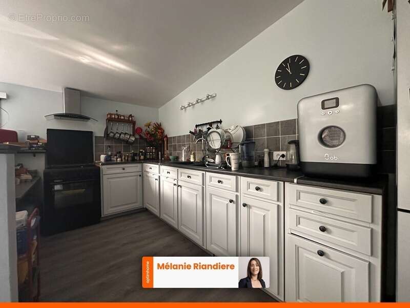 Maison à LA FONTAINE-SAINT-MARTIN