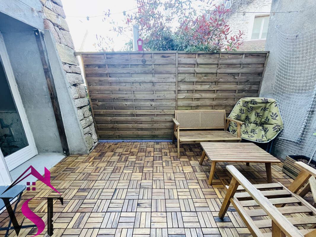 Appartement à SAMPANS