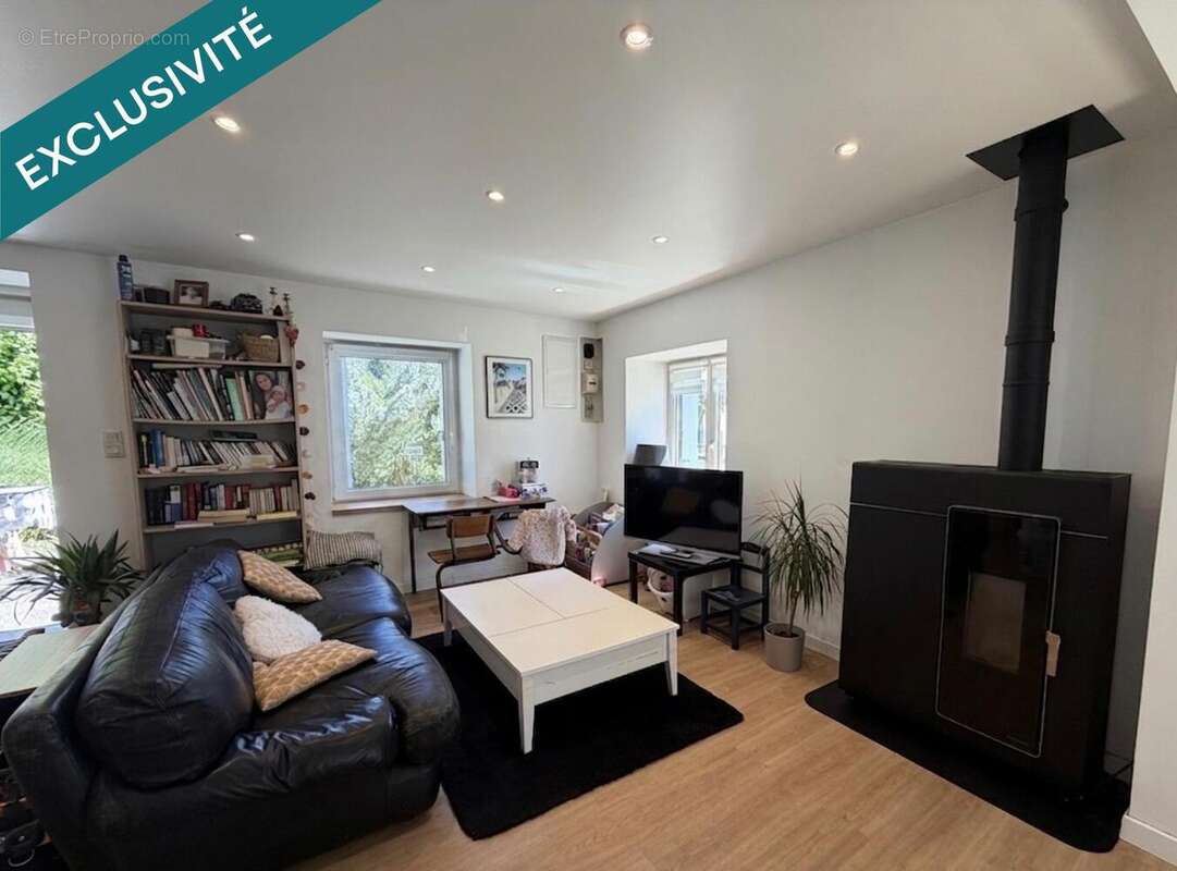 Maison 84 m² à Kermaria-Sulard  - photo 4