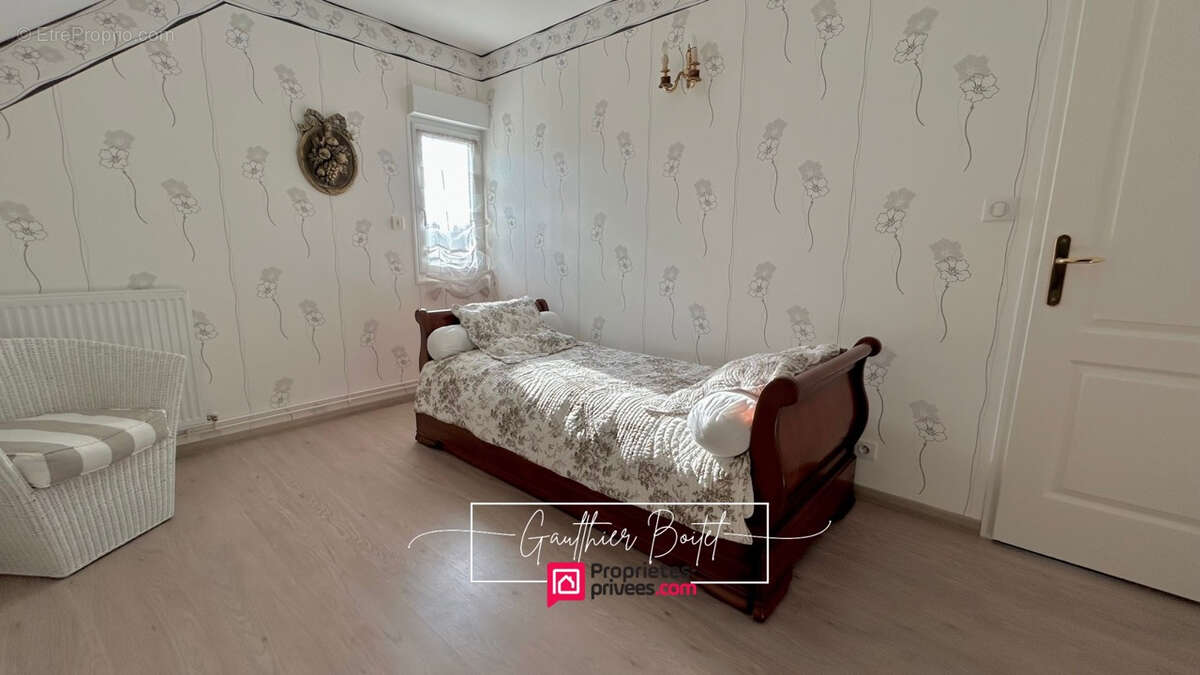 Maison à COULOMMIERS