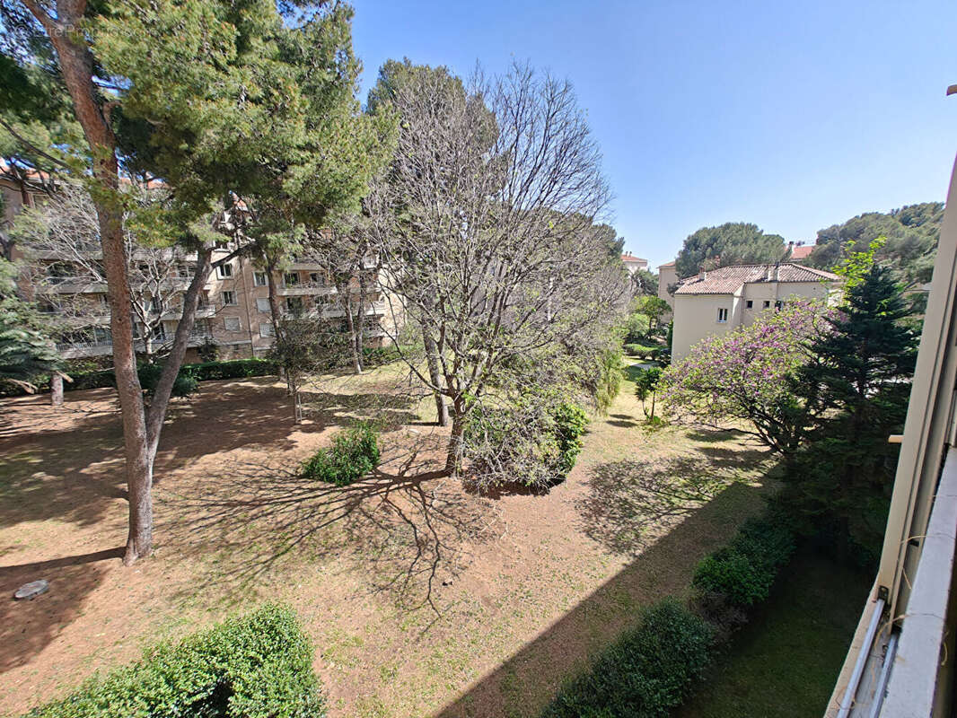 Toulon claret exclusivite azur immobilier. bel appartement t3 63m2 rénové, lumineux avec balcon, calme et proche commodités - photo 14