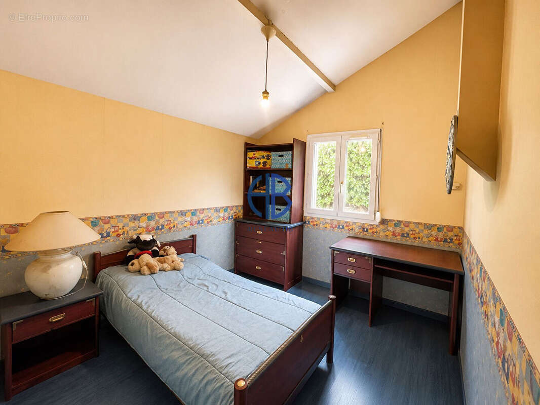 Maison Bourgoin Jallieu 5 pièce(s) 120 m² - photo 17