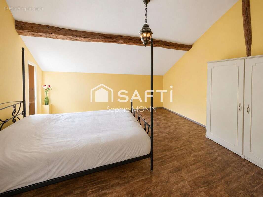 Maison 208 m² à Laiz  - photo 5