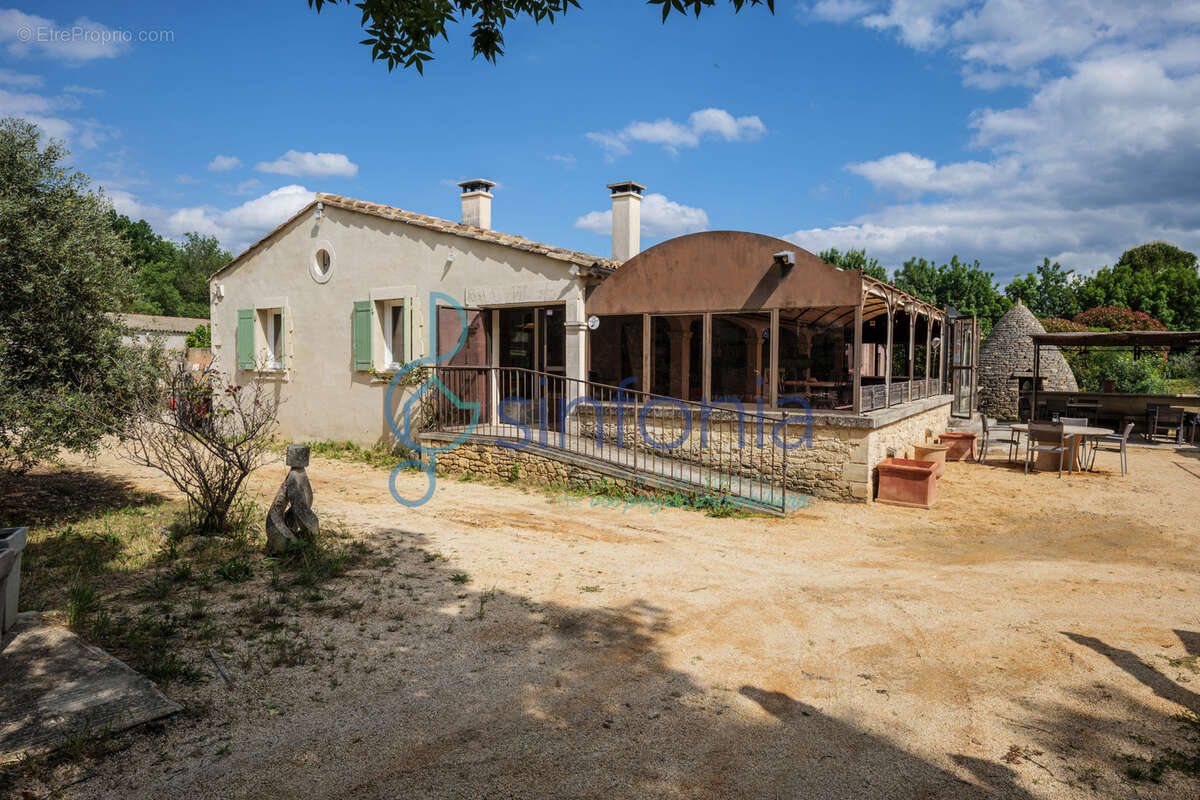 Propriété de caractère avec dépendances et fort potentiel d'exploitation - photo 11