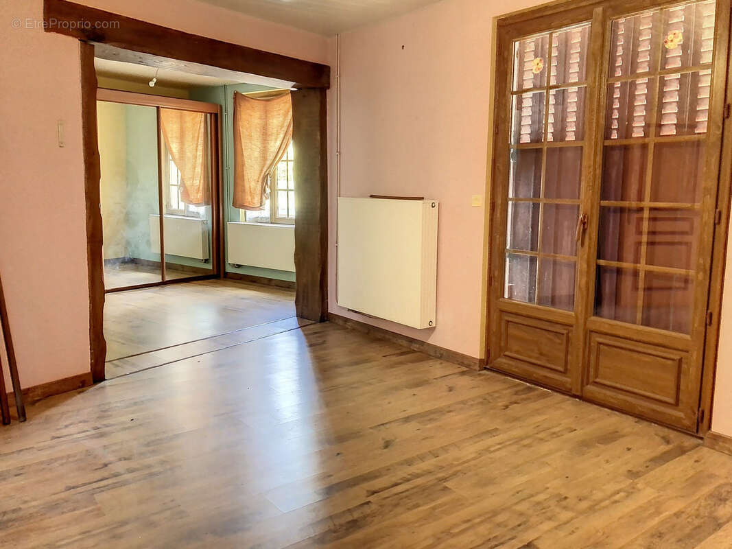 Maison à LA FERTE-IMBAULT