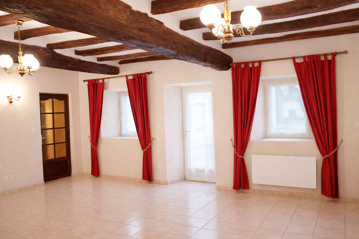 Maison à SAINT-NICOLAS-DE-BOURGUEIL