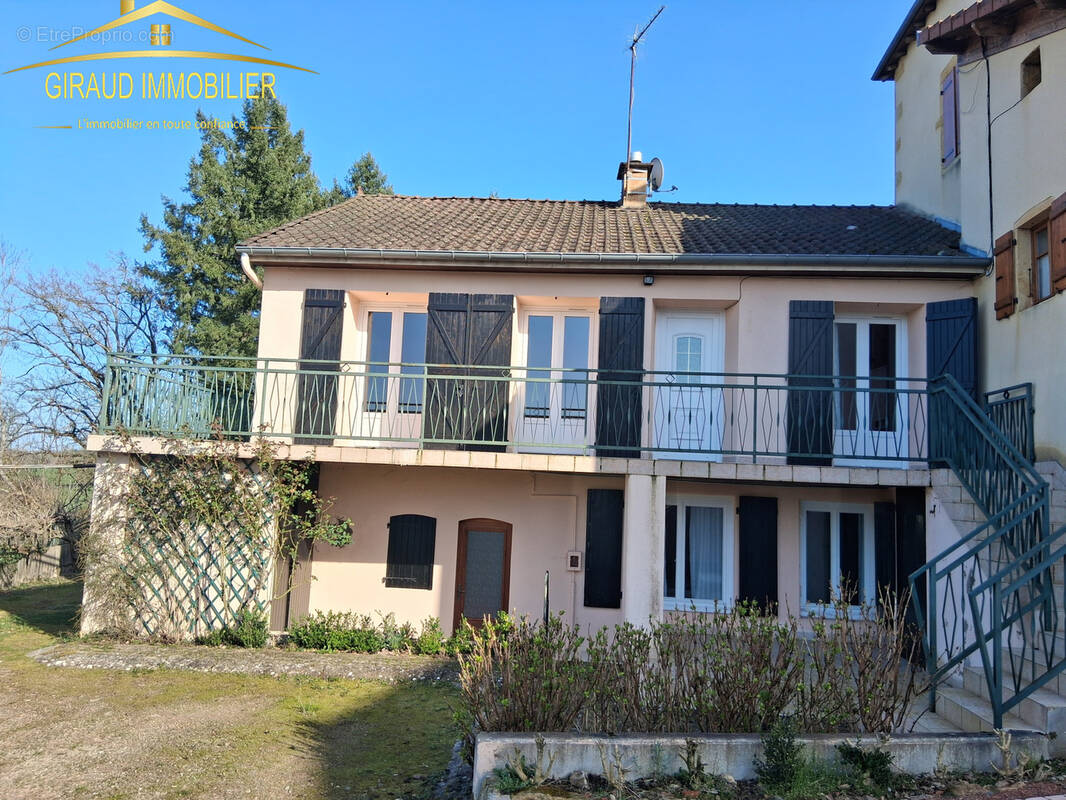 Maison à SAINT-DENIS-DE-CABANNE