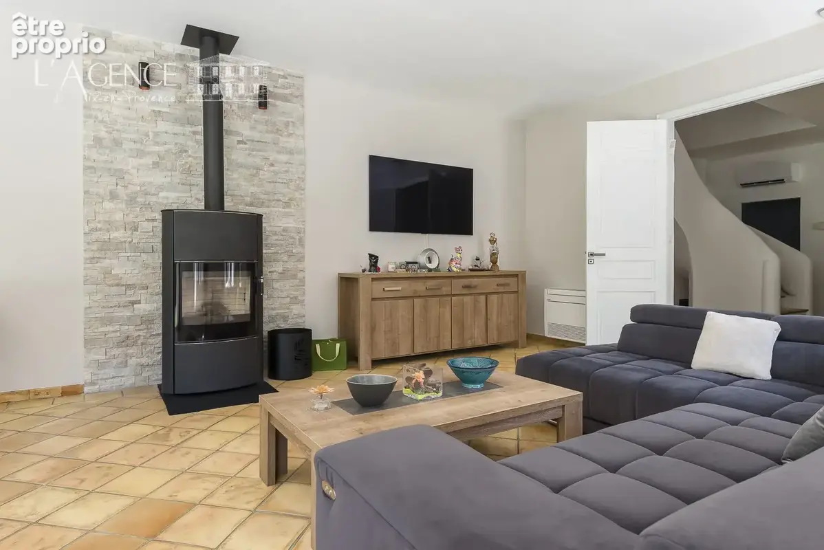 Maison 207 m² à Aix-En-Provence  - photo 8