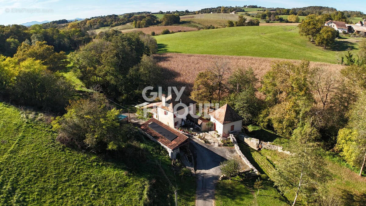 Maison à SALIES-DE-BEARN