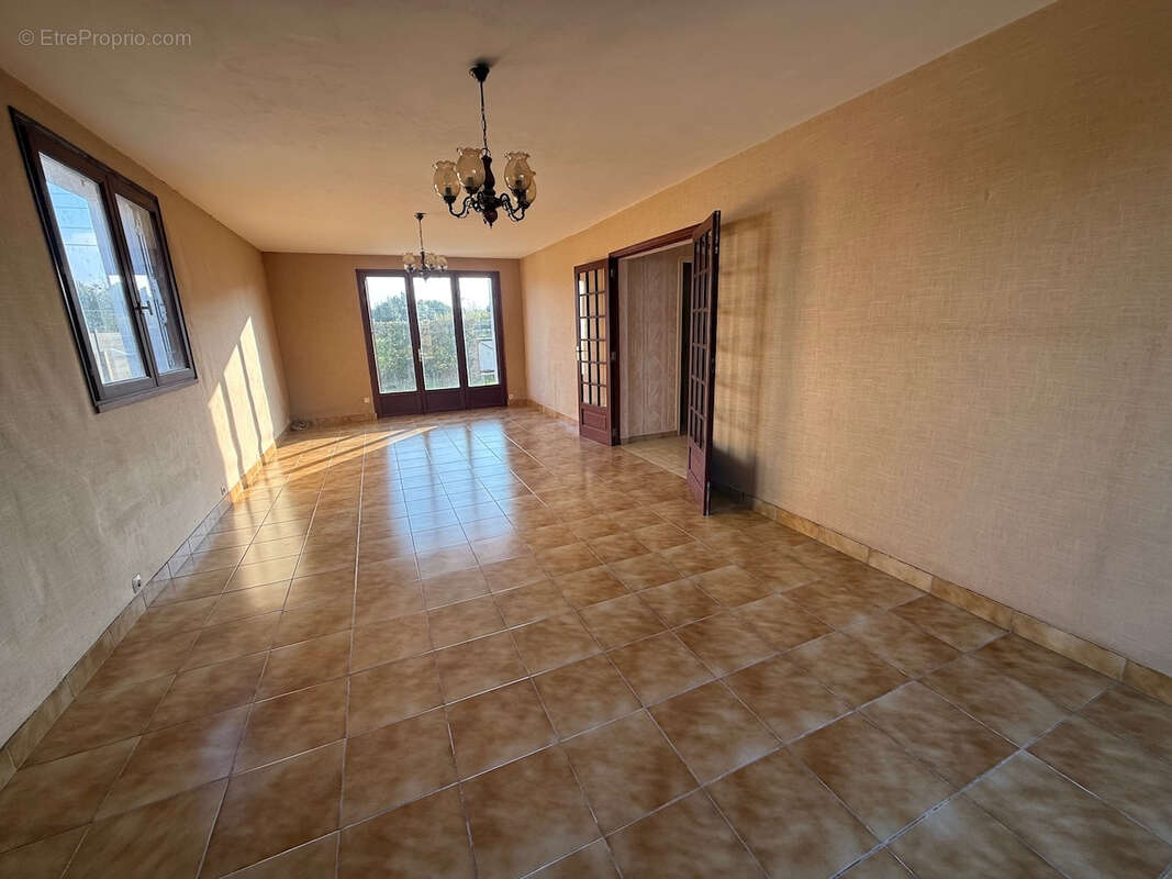 Maison à LE POULIGUEN