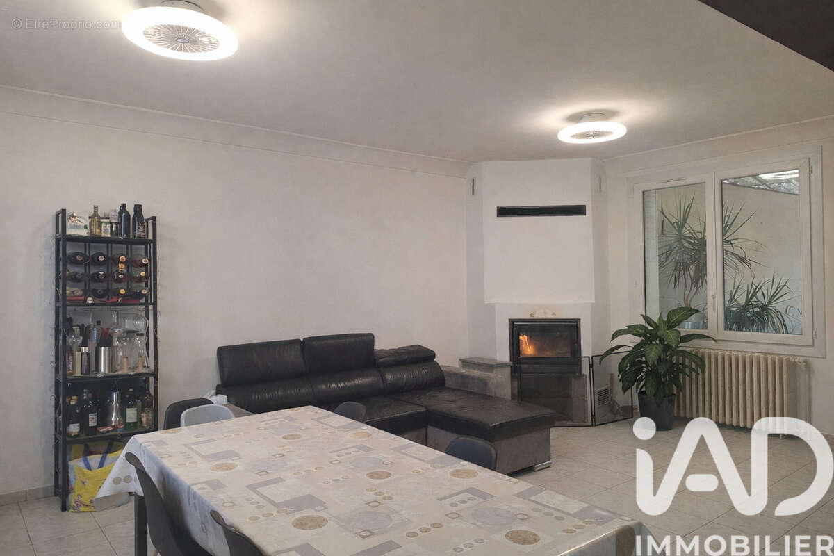 Photo 3 - Maison à MONTREUIL-BELLAY