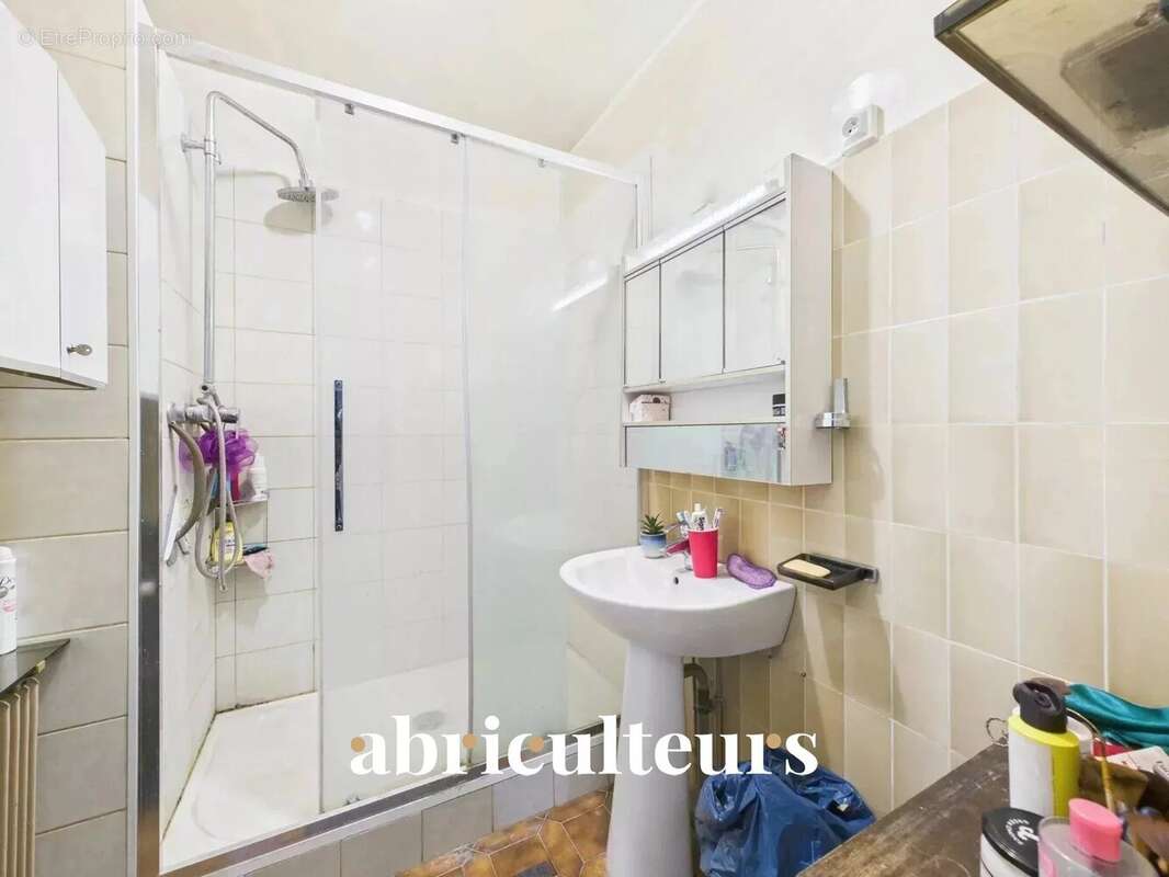 Appartement à PARIS-12E