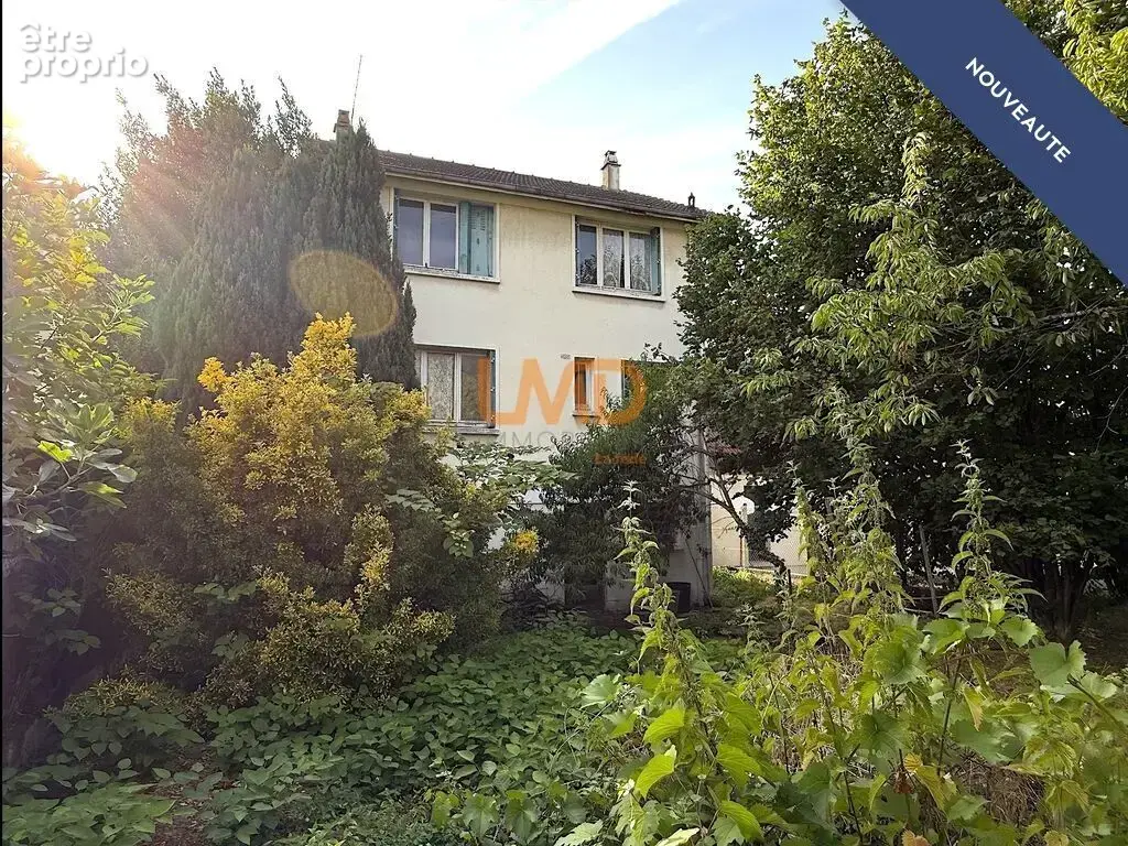 Maison à LA QUEUE-EN-BRIE