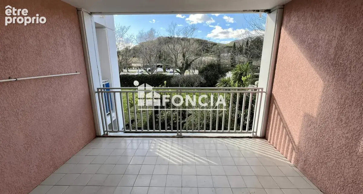  cavalière – le lavandou  deux pieces cabine avec grande terrasse & parking - photo 7