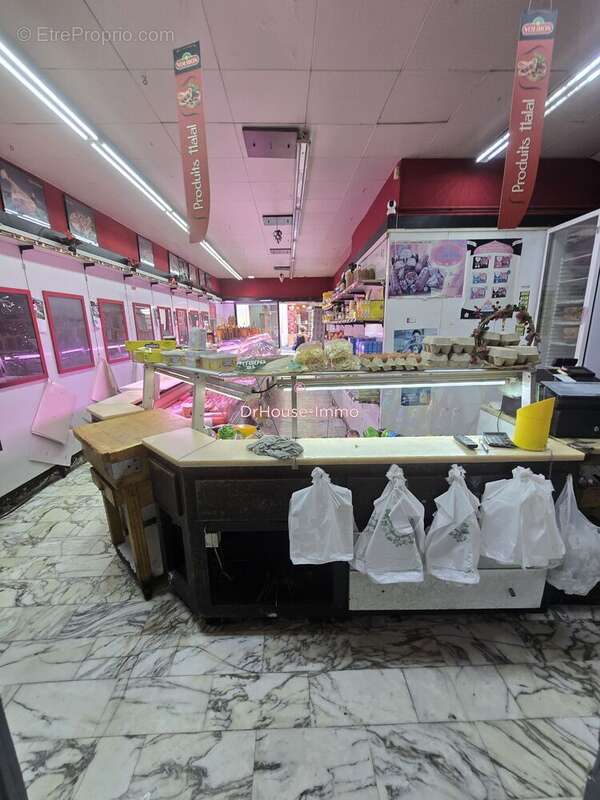 Commerce à MARSEILLE-1E