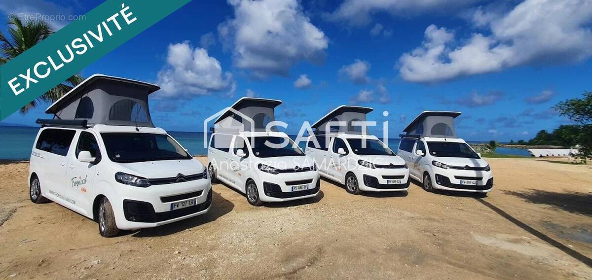 Photo 1 - Commerce à PORT-LOUIS