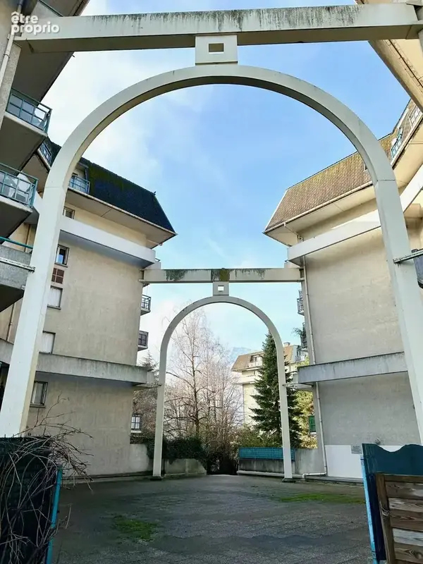 Grenoble – polygone – t2 avec terrasse de plus de 45 m² - photo 11