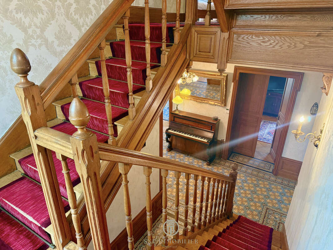 Maison à SAINT-AMAND-MONTROND