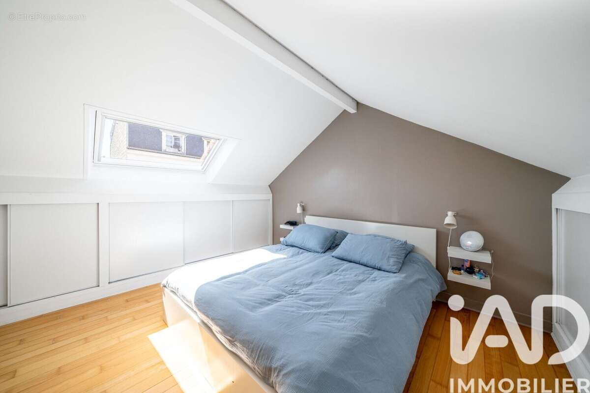 Photo 8 - Appartement à LA GARENNE-COLOMBES