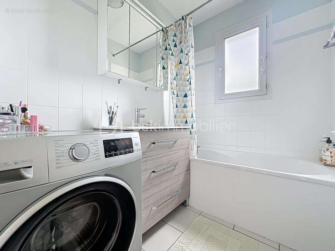 Appartement à VARCES-ALLIERES-ET-RISSET