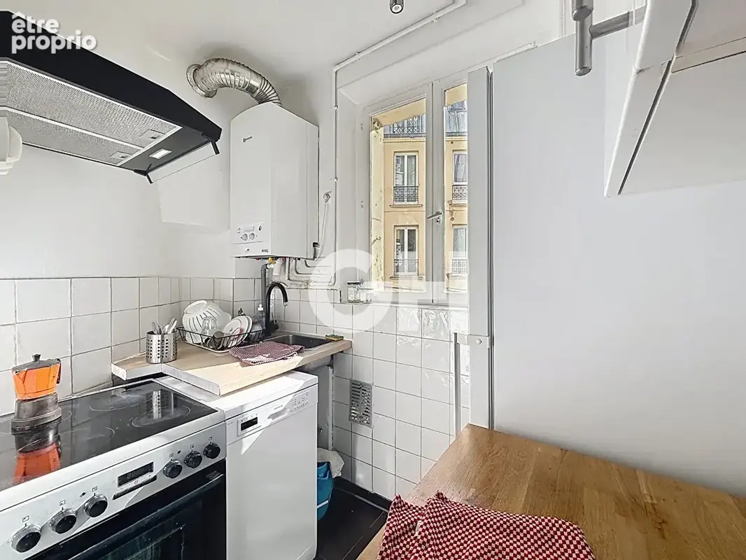 Appartement Paris 3 pièces Pyrénées/Place de la Réunion avec balcon - photo 5