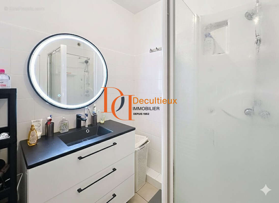 Appartement à CRAPONNE