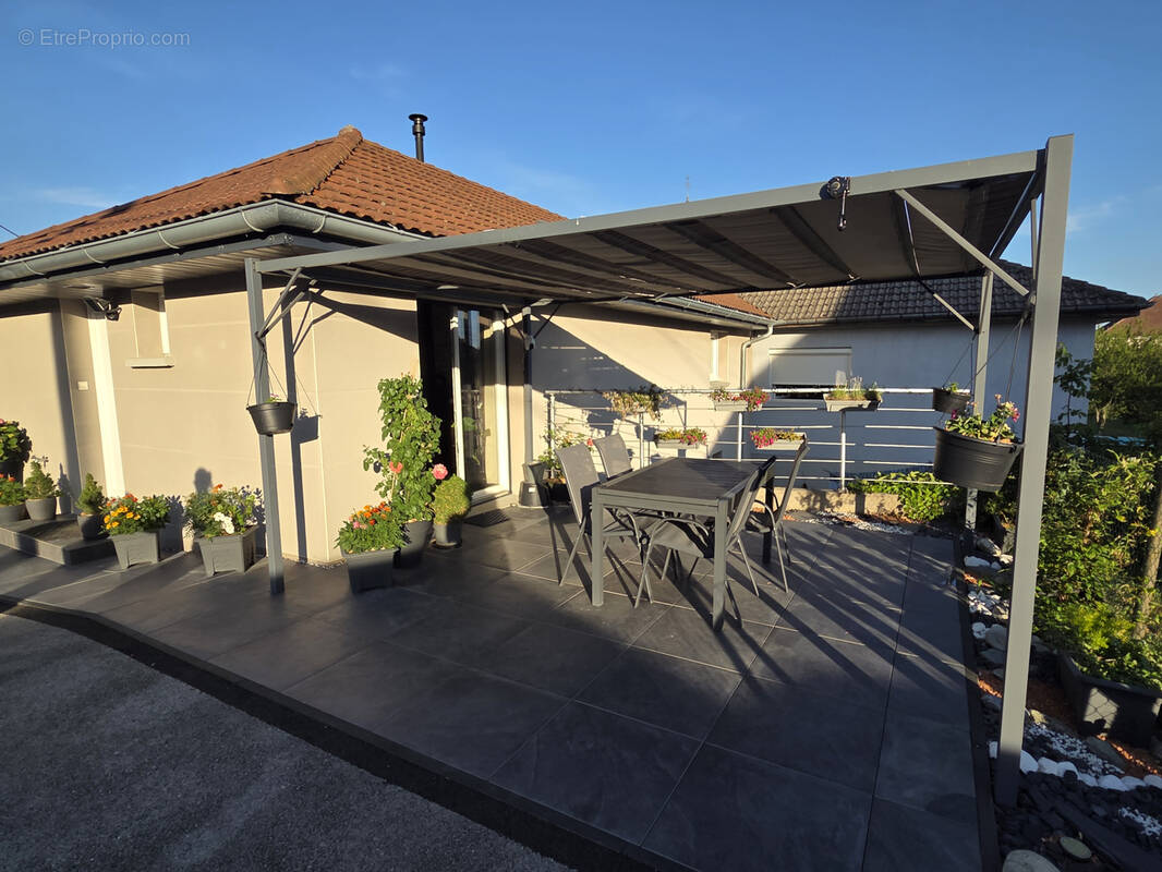 Chaffois, appartement de type 3 , garage, terrasse et jardin. - photo 1