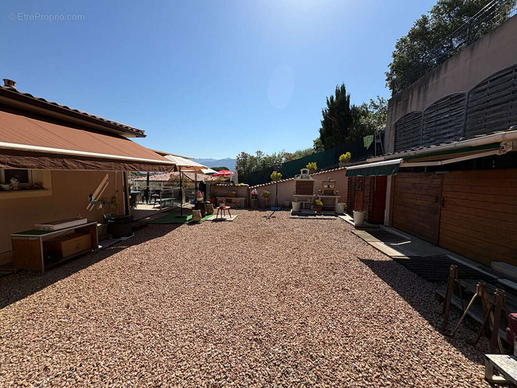 Maison à vendre en viager à Ajaccio-Chemin d'Acqualonga - photo 10