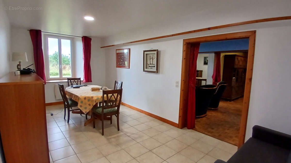 Maison à SAINTE-MERE-EGLISE