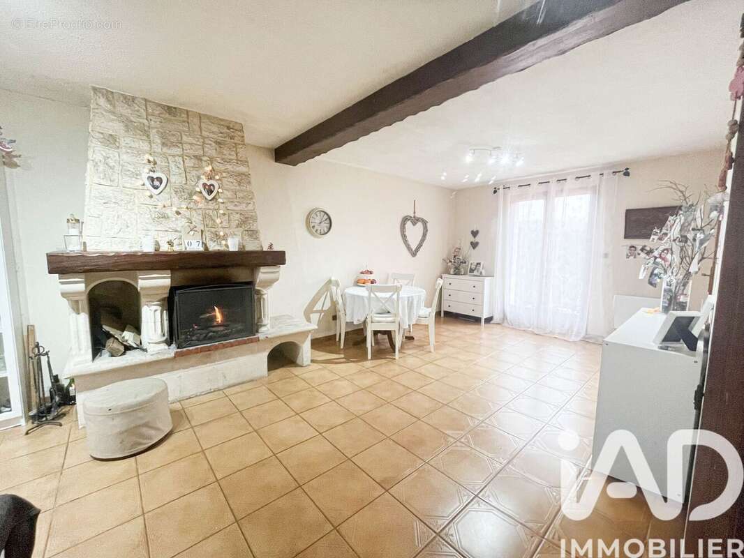 Photo 2 - Maison à ROSNY-SUR-SEINE