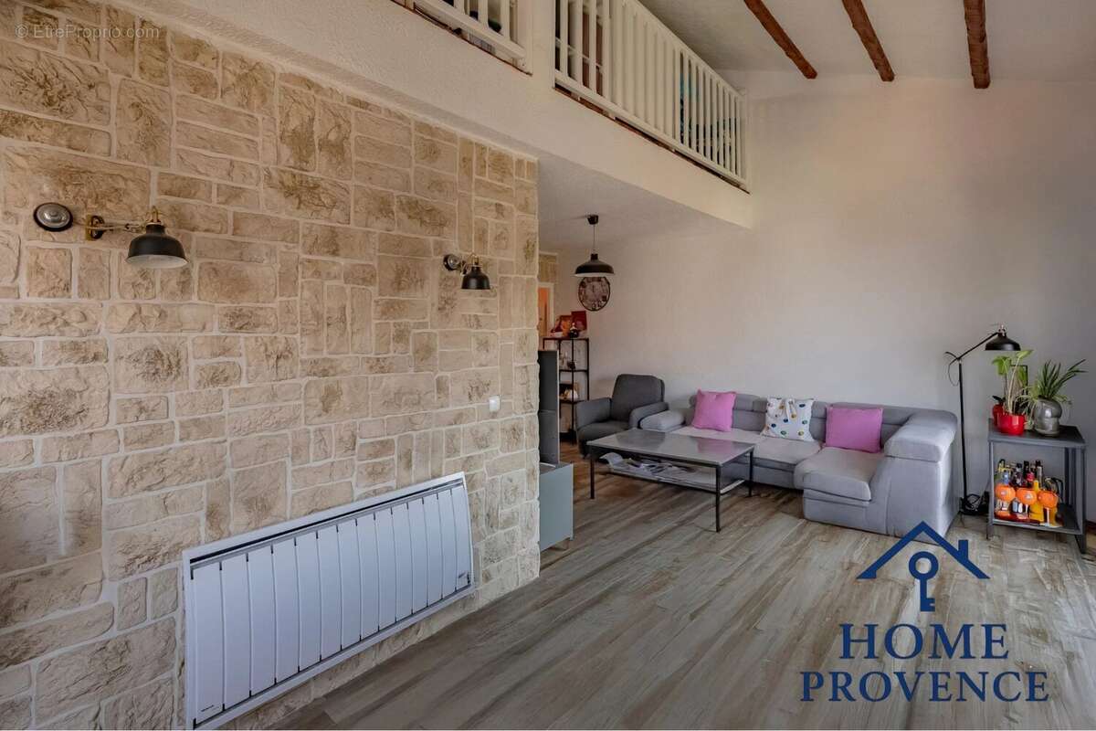 Appartement 4 pièces en duplex – Centre-ville – Dernier étage – Six-Fours-les-Plages - photo 2