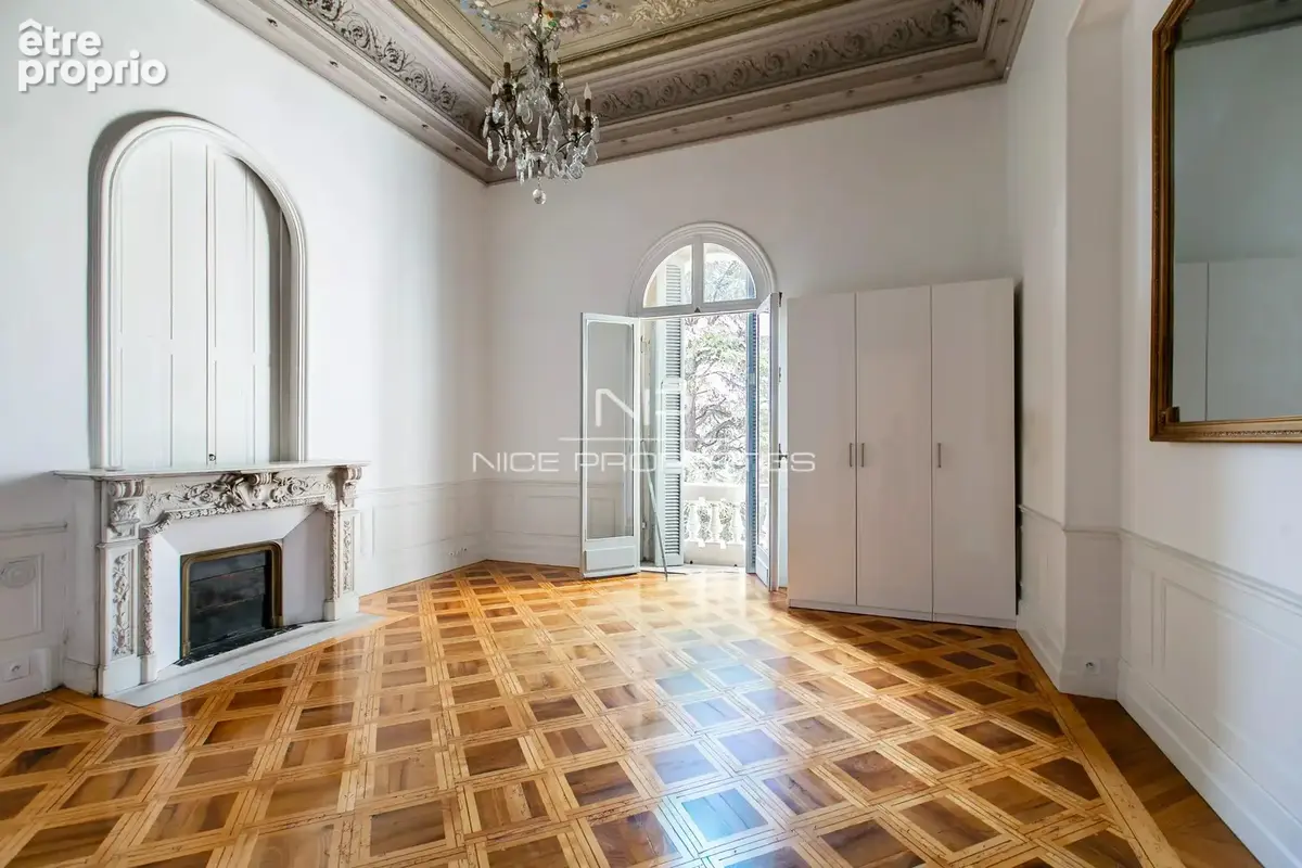 Majestueux 6 pièces  vue mer de 288 m² habitables dans une Hôtel Particulier du Mont Boron - photo 13