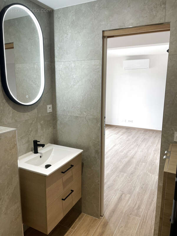 Appartement à HYERES