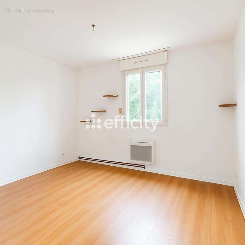 Maison à MIGNALOUX-BEAUVOIR