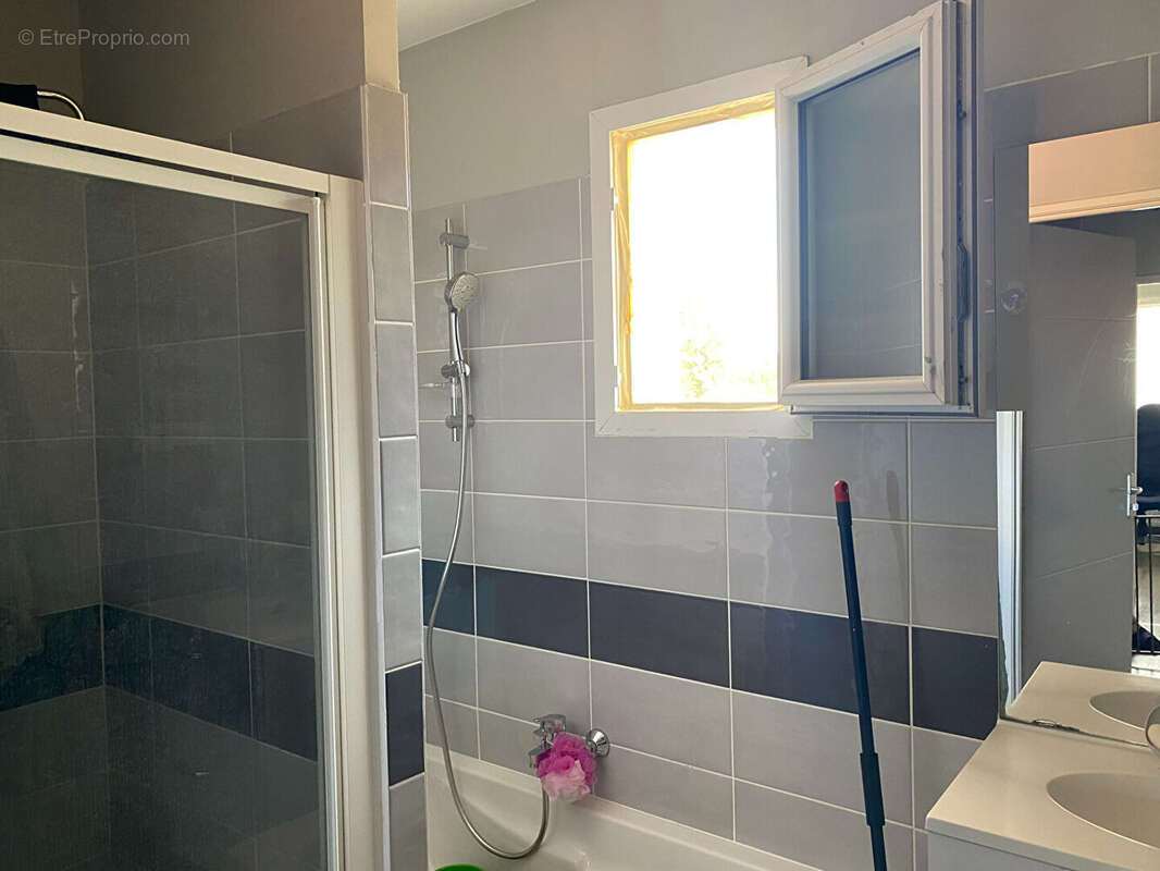 Maison 80 m² à Artiguelouve  - photo 3